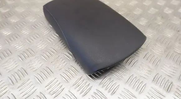 Nissan X-Trail T32 Armrest 