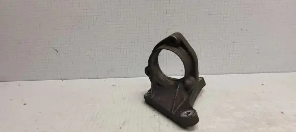 Opel Insignia A Driveshaft support bearing bracket 132191G7