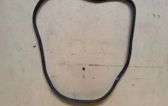 Mercedes-Benz CLA C117 X117 W117 Front door rubber seal