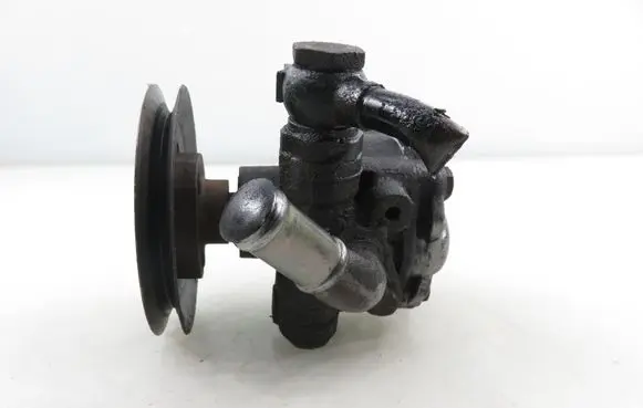 Volkswagen Sharan Power steering pump 95VW3A674FA