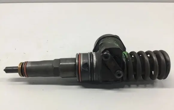 Audi A3 S3 A3 Sportback 8P Fuel injector 03G130073AJ