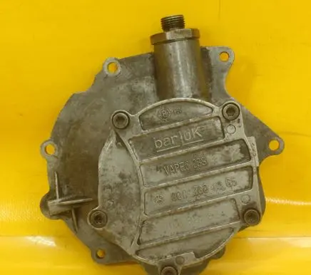 Mercedes-Benz Sprinter W901 W902 W903 W904 Vacuum pump 0002304365