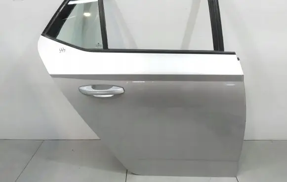 Skoda Fabia Mk3 (NJ) Front door