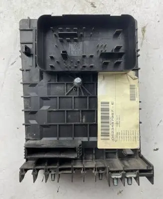 Volkswagen Touran I Fuse box set 1K0937125 1T000034 1T000033