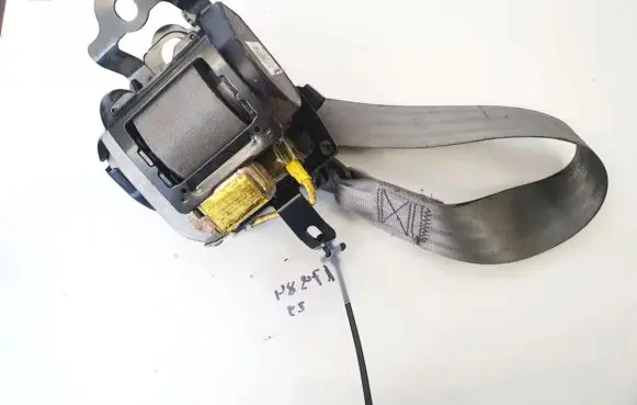 KIA Carens I Front seatbelt 1ca4610261