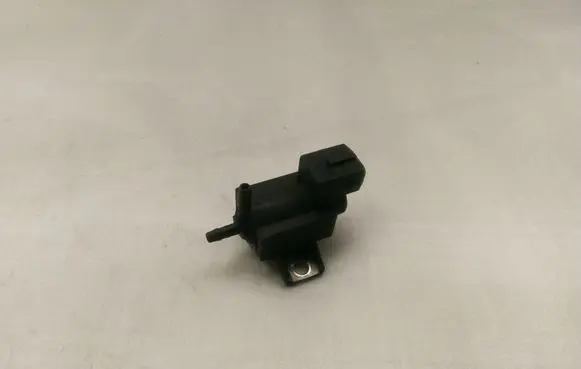 Toyota Auris 150 Valve vacuum 258600R010