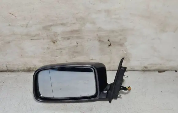 Mitsubishi Lancer Front door electric wing mirror E13010496 E13010838