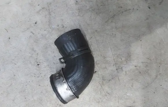 Ford Galaxy Intercooler hose/pipe 7M3145708B YM219F072AC