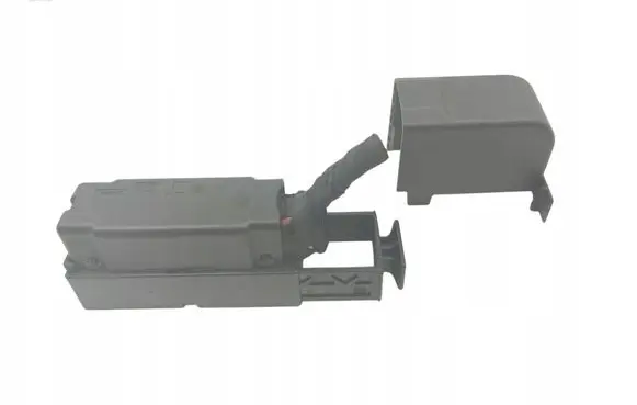 Volkswagen Touran II ABS module connector plug 1K0614517DP