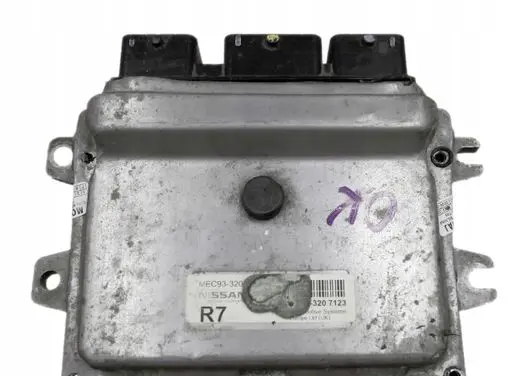 Nissan Pulsar Engine control unit/module MEC93320