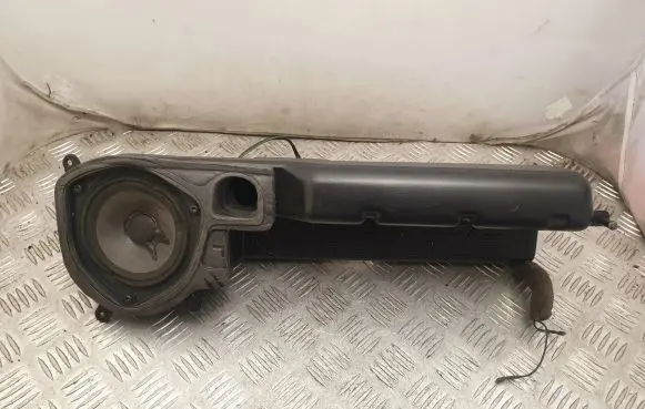 Audi A8 S8 D2 4D Front door speaker 4D0035381A