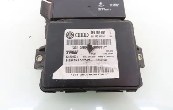 Audi A6 S6 C6 4F Hand brake control module 4F0910801 4F0907801