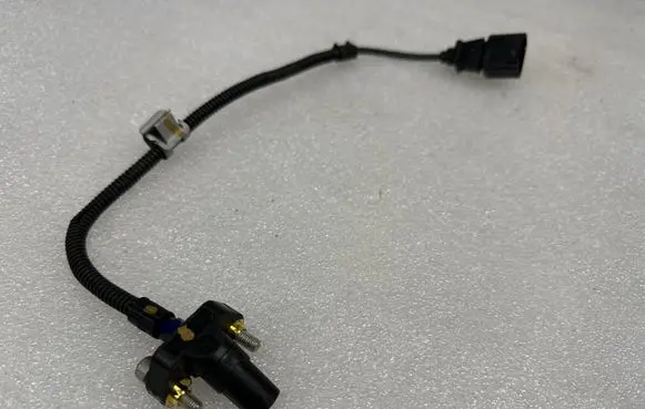 Audi RS3 8Y Crankshaft speed sensor 07K906433F