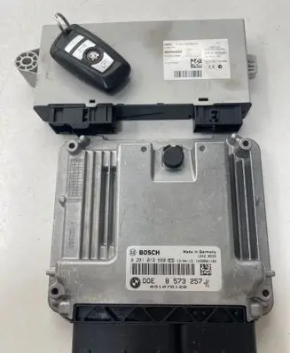 BMW 5 F10 F11 Engine ECU kit and lock set 0281019680 031076128 8573257