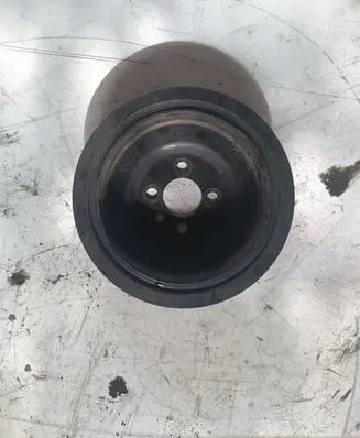 Volkswagen Touran I Crankshaft pulley 03G105243