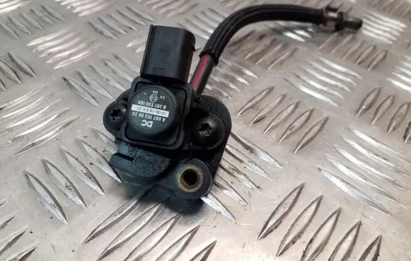 Mercedes-Benz E W212 Air pressure sensor 0261230196 A0071530028
