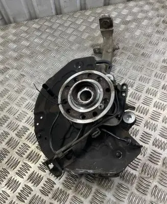 Mercedes-Benz GLC C253 Front wheel hub 