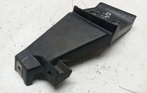 Mercedes-Benz ML W166 Rear bumper mounting bracket A1668850240 1668850240