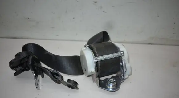Jaguar XF X250 Front seatbelt 8X23F611B09ABLEG