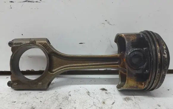 Audi A4 S4 B8 8K Piston with connecting rod 06LD