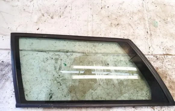 Volkswagen PASSAT B3 Rear side window