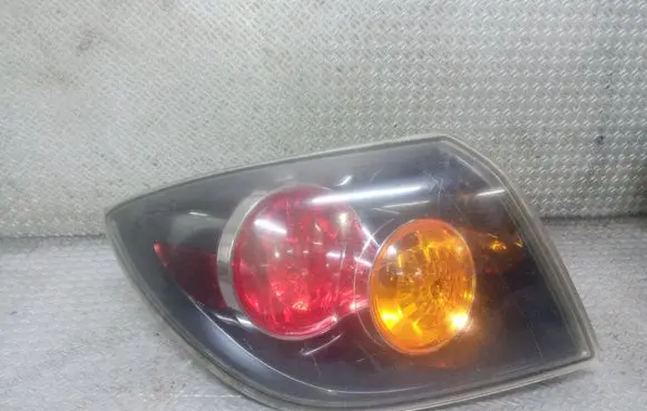 Mazda 3 I Rear/tail lights