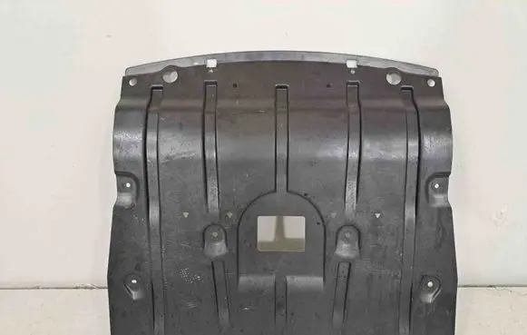 Engine splash shield/under tray