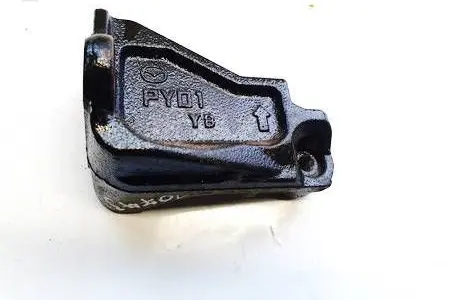 Mazda CX-30 Engine mounting bracket py0181