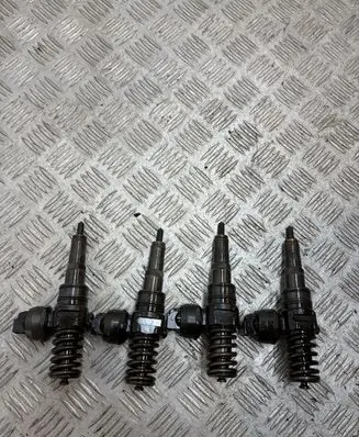 Volkswagen Sharan Fuel injectors set 038130073AK