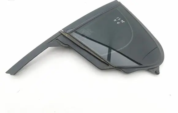 Rear vent window glass