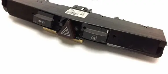 Opel Zafira B Tailgate emergency lock open trim 13100107