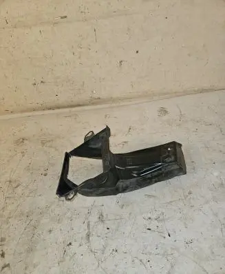 Audi A6 S6 C6 4F Intercooler air channel guide 4F0145334