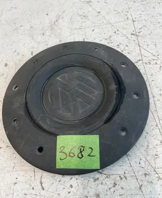 Volkswagen Transporter - Caravelle T5 Original wheel cap 7H0601151
