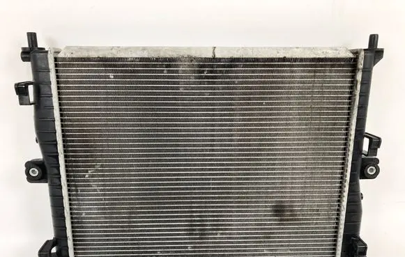 Chevrolet Corvette C7 Coolant radiator 854703