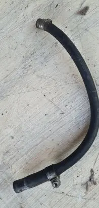 Coolant pipe/hose