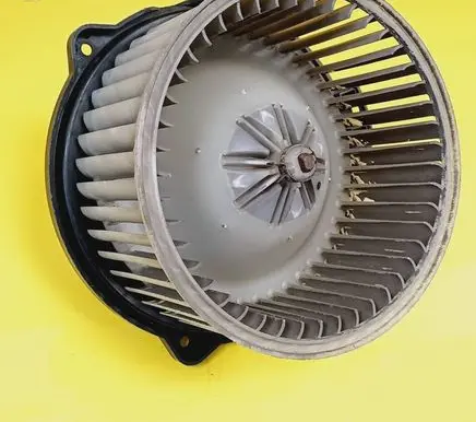 Mitsubishi Carisma Heater fan/blower 0130111191