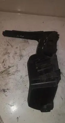 Volvo XC90 Front bumper mounting bracket 08620567