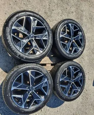Citroen DS3 R19 alloy rim 