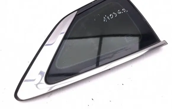 Renault Megane IV Rear side window 833064712R 43R00048