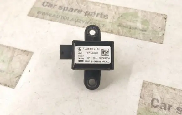 Mercedes-Benz R W251 Airbag deployment crash/impact sensor A0038212751 0038212751