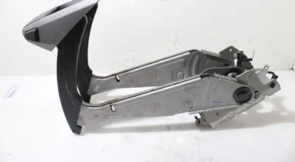 Opel Zafira B Hand brake release handle 