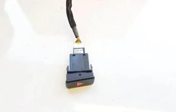 KIA Ceed Hazard light switch 93790a2000 49d360-1000