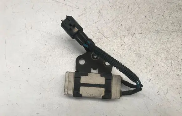 Toyota Corolla E120 E130 Coolant fan relay 2468105320C