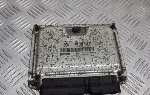 Skoda Octavia Mk1 (1U) Engine control unit/module