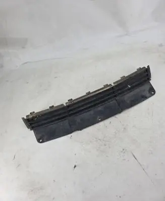 BMW 7 E32 Front bumper lower grill 51111928276