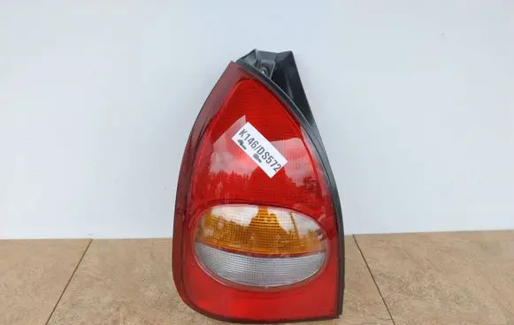 Hyundai Elantra Rear/tail lights 92401-299