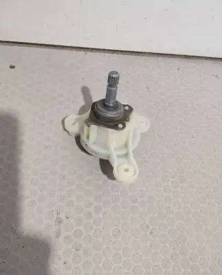 Volkswagen Transporter - Caravelle T5 Front door manual window regulator 