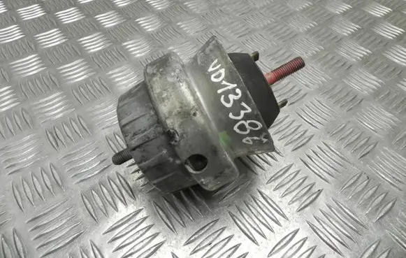 Audi A6 S6 C6 4F Engine mount bracket 4F0199382 VD13386
