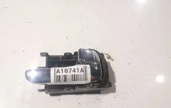 Nissan Almera Tino Rear door interior handle