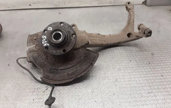 Audi A4 S4 B5 8D Front wheel hub spindle knuckle
